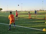 Voetvolleytoernooitje S.K.N.W.K. JO19-1 tijdens de training (11/26)